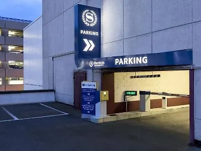 Sheraton Brussels Airport Szálloda