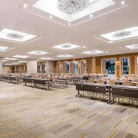 Sheraton Brussels Airport Ξενοδοχείο 4*