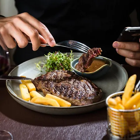 Ξενοδοχείο Sheraton Brussels Airport 4*