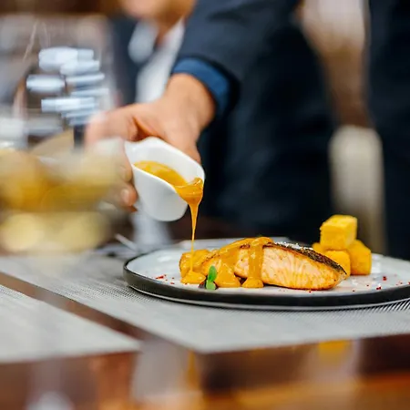 Hotel Sheraton Brussels Airport 4*