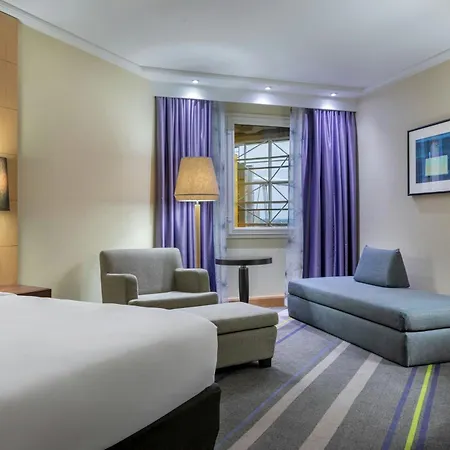 Sheraton Brussels Airport Szálloda 4*