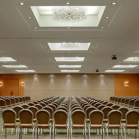 Sheraton Brussels Airport זבנטם